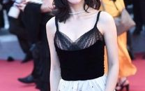 娱乐吃瓜美女走红毯,娱乐吃瓜美女惊艳亮相,人气飙升